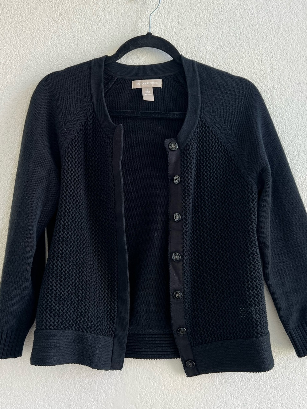 Banana Republic Black Knit Sweater - Crew Neck
